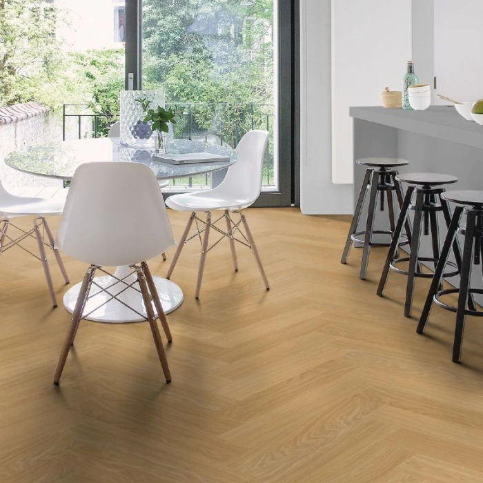Eiche reiner Honig - Quick Step Ciro Klick Vinyl Fischgrät