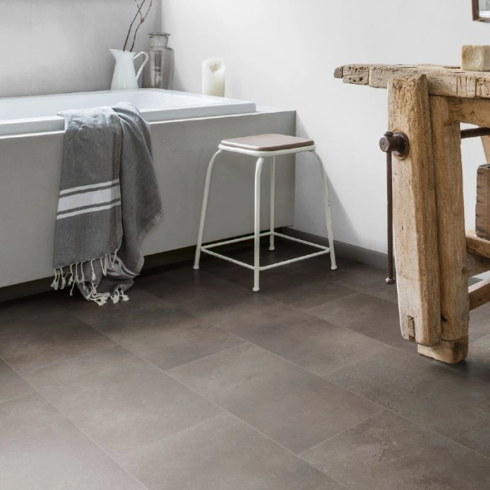 Oxidierter Stein - Quick Step Oro Klick Vinyl Fliese