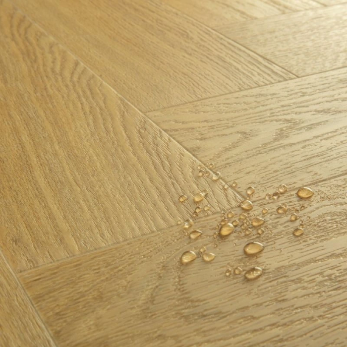Klare Eiche Medium natürlich - Quick Step Pristine Klebevinyl Fischgrät