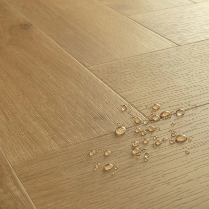 Ocean Bliss Honig warm - Quick Step Pristine Klebevinyl Fischgrät