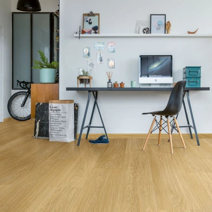 Clear Oak Medium Natural - Quick Step Fuse Glue-down Vinyl