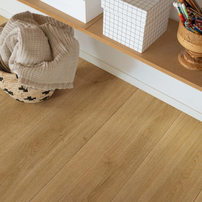 Hazelwood Oak - Pergo Lillehammer UC / Lillehammer Pro UC Laminate