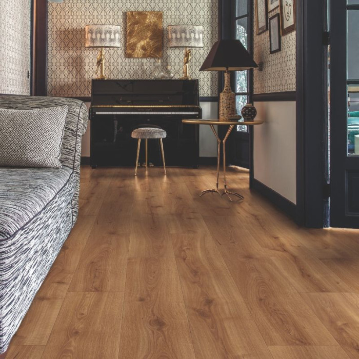 Desert oak warm natural Quick Step Majestic Laminate