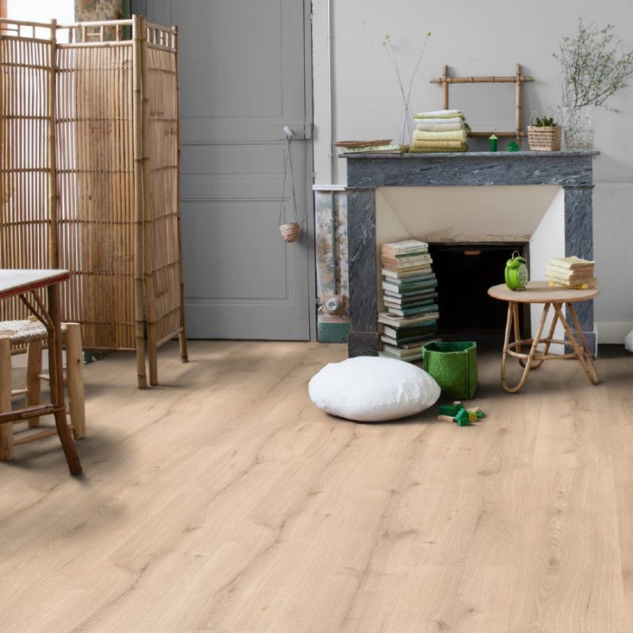 Desert Oak Light Natural Quick Step Majestic Laminate