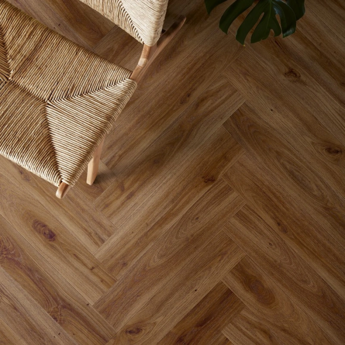 Brown Heritage Oak - Pergo Vorma Pad Pro Klick Vinyl