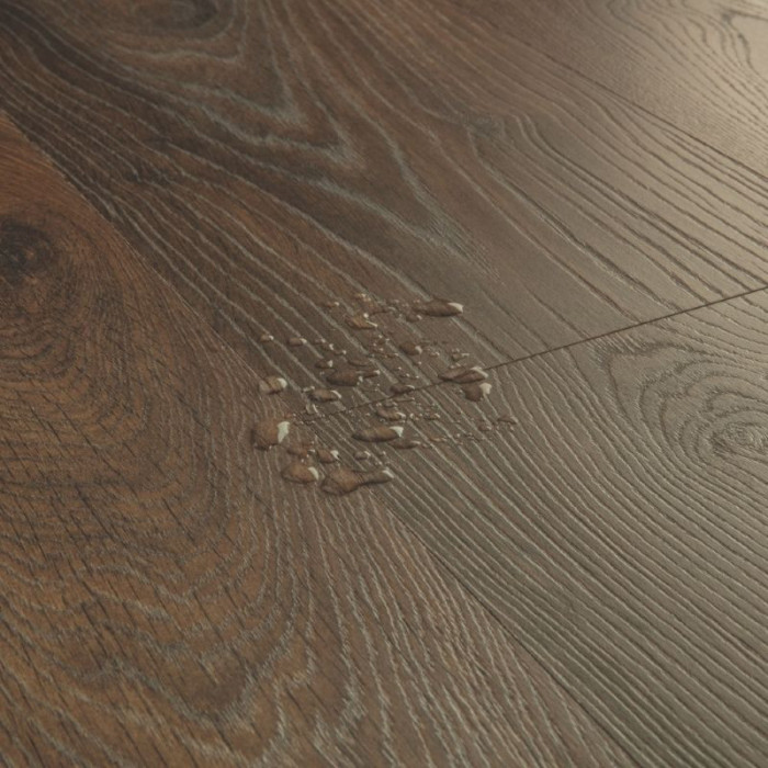 Peanut Brown Oak - Classic Quick Step Laminate